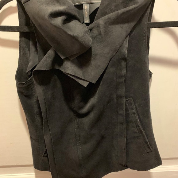 BCBG MaxAzria ~ Gorg Suede Vest - Picture 3 of 8